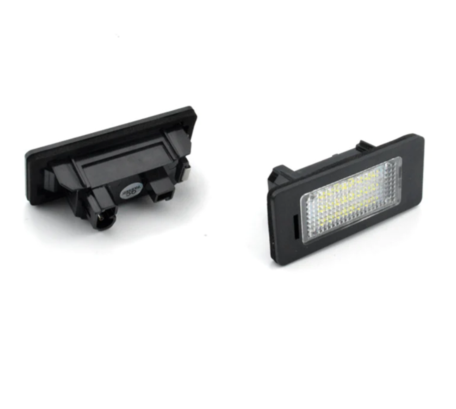 '- Set 2 x led numar inmatriculare BMW E39 E71 E70 E81 E82 E84 E90 E91 E92 E93