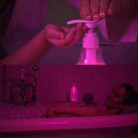 Dozator de sapun cu lumina LED Soap Brite se poate folosi pentru sapun lichid, gel dezinfectant, lotiune, detergent de vase, gel de dus etc