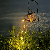 Lampa decorativa cu incarcare solara - Stropitoare cu lumini pentru gradina