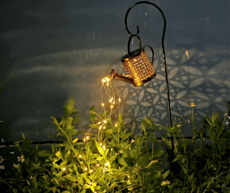 Lampa decorativa cu incarcare solara - Stropitoare cu lumini pentru gradina